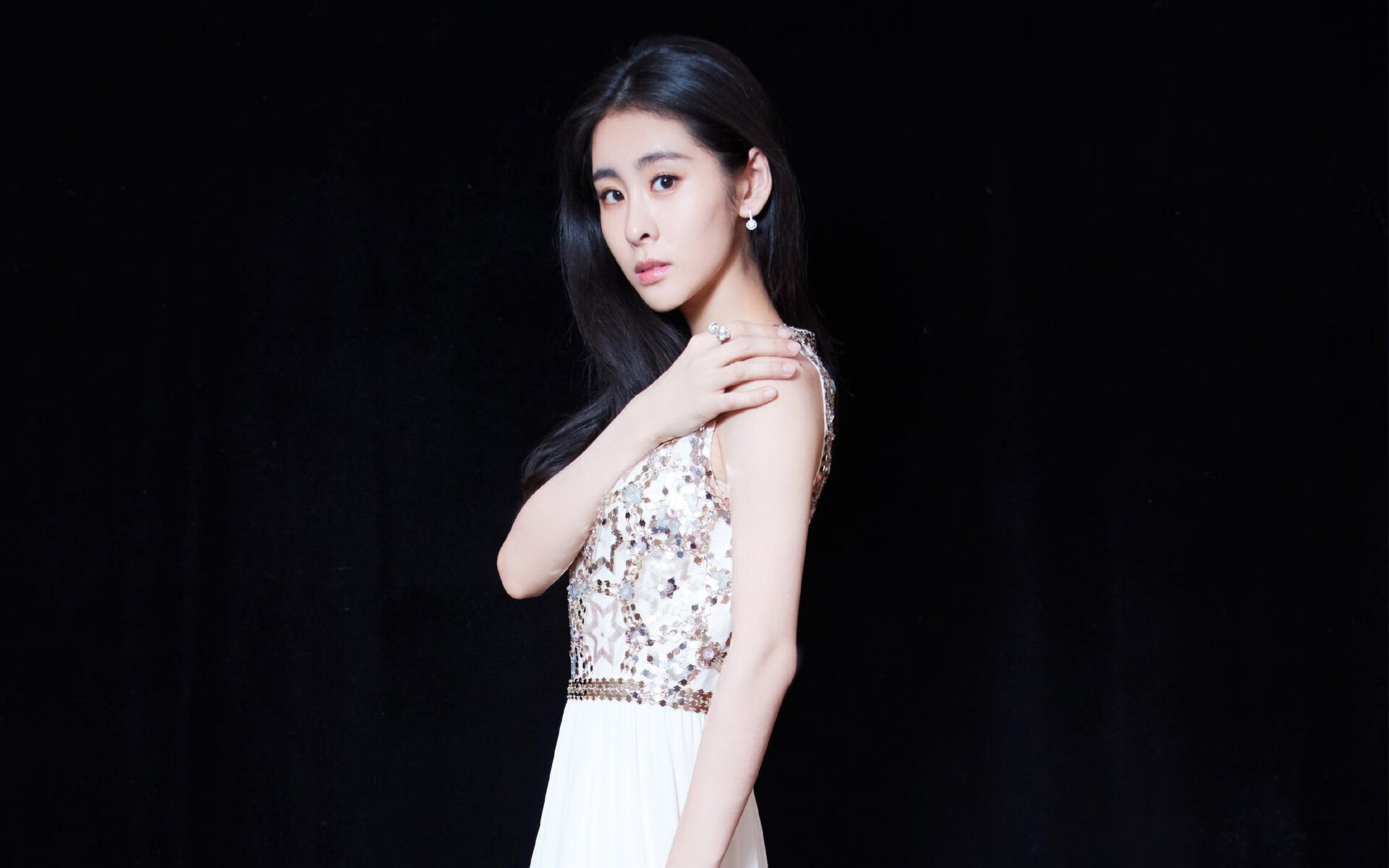 新闻中心荣获创新科技金奖,学校科创活动获奖新闻