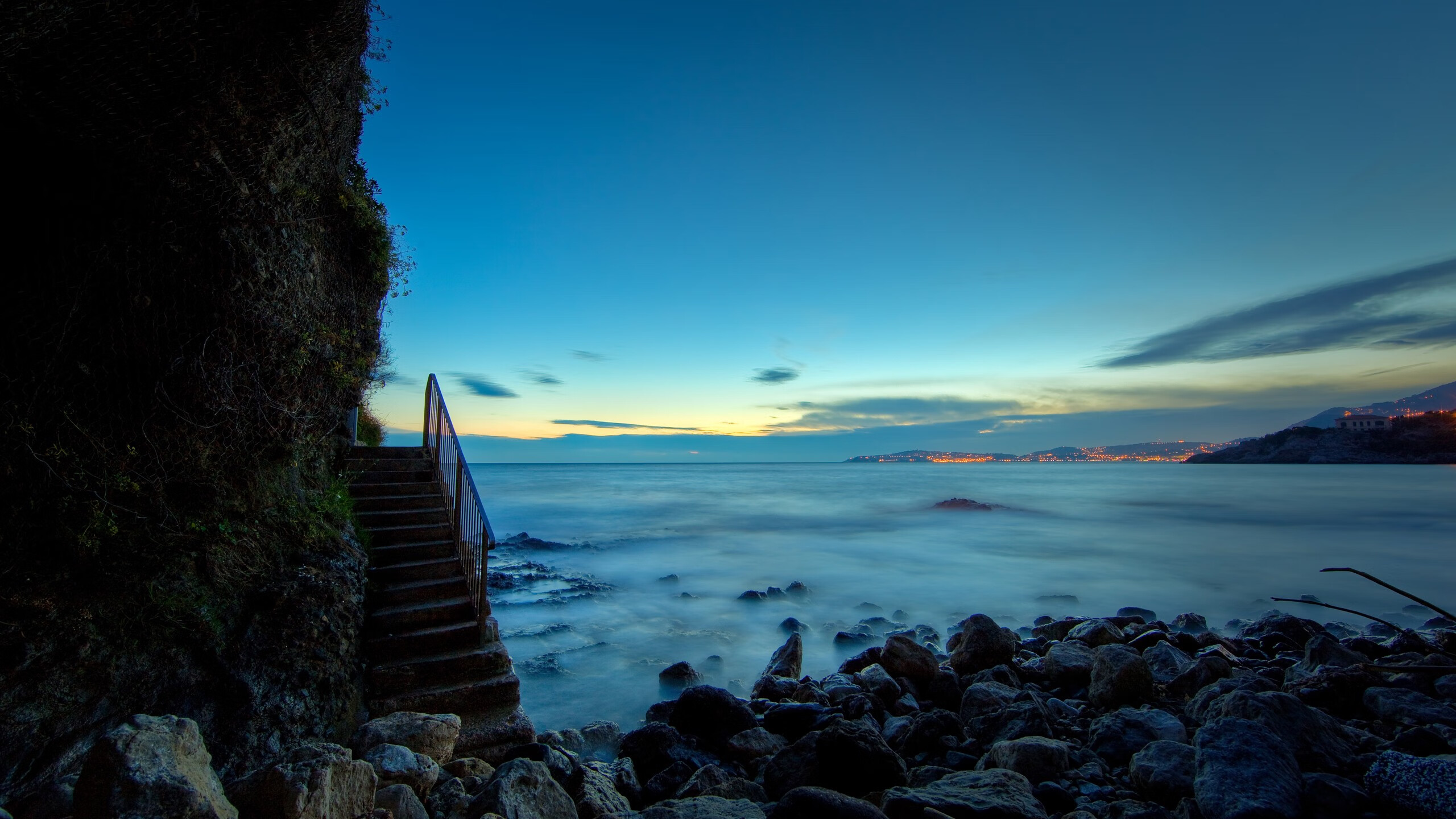 九游电脑版-法甲投入基层社区拓宽青少年基础的经验总结