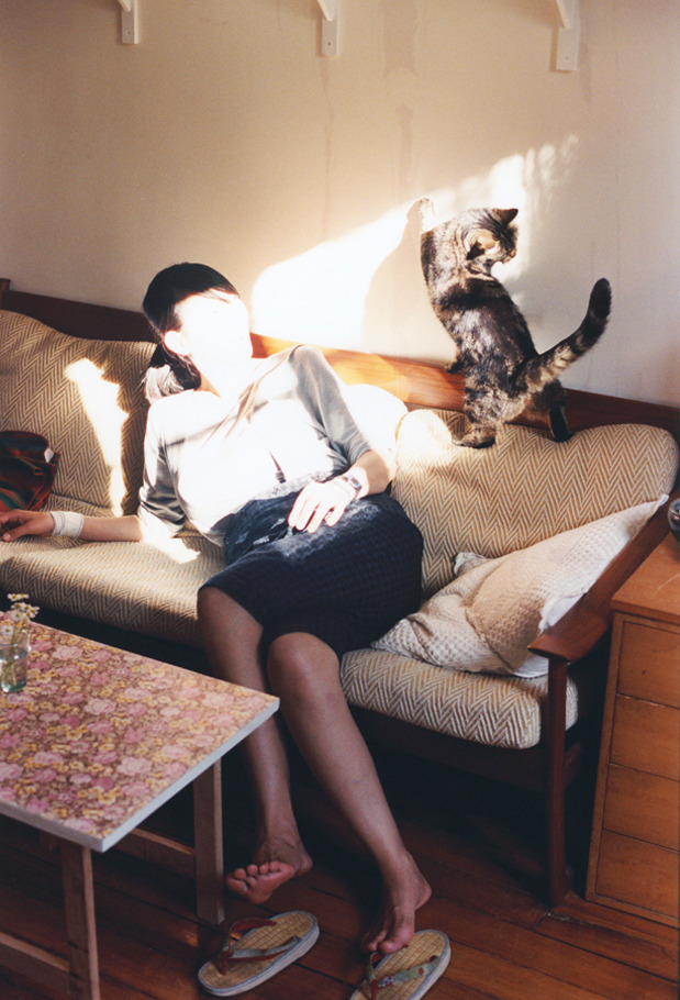 九游下载中心-艾比·德尔福：南非队后场防守的关键人物，成功化解威胁，比尔和艾德